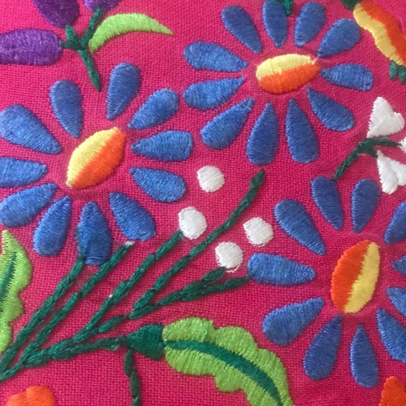 Lulu & Nat London embroidered pillows $19 or 2/$30 - Picture 8 of 10